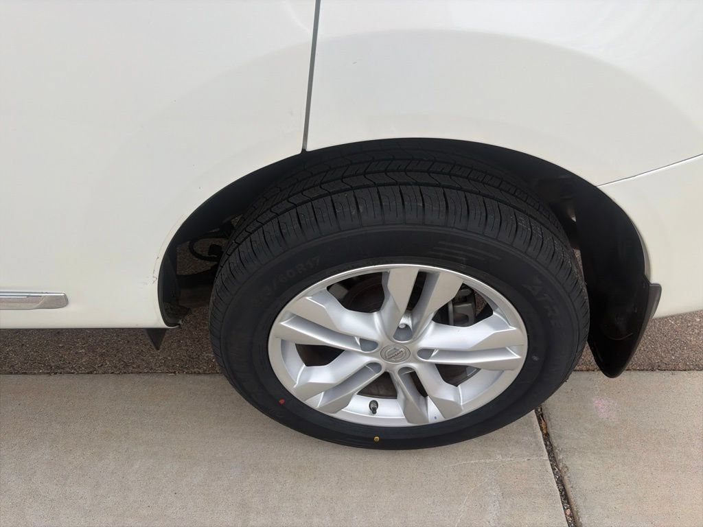 Used 2013 Nissan Rogue SV FWD image 39