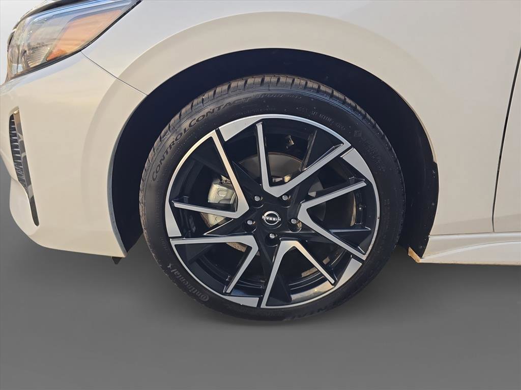 Used 2024 Nissan Sentra SR w/ SR Premium Package image 10