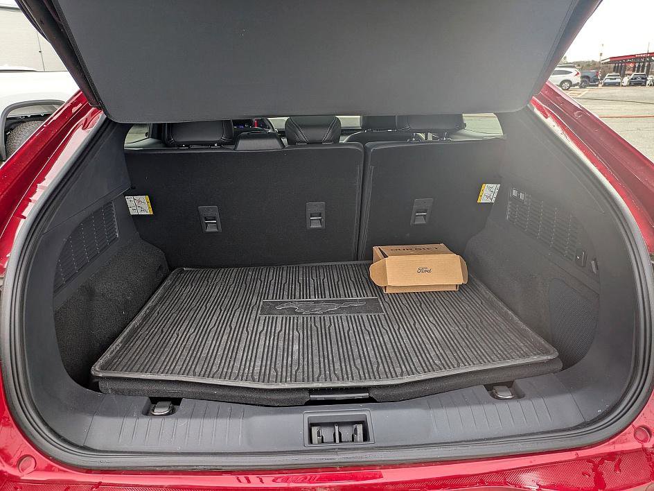 Used 2023 Ford Mustang Mach-E Premium image 28