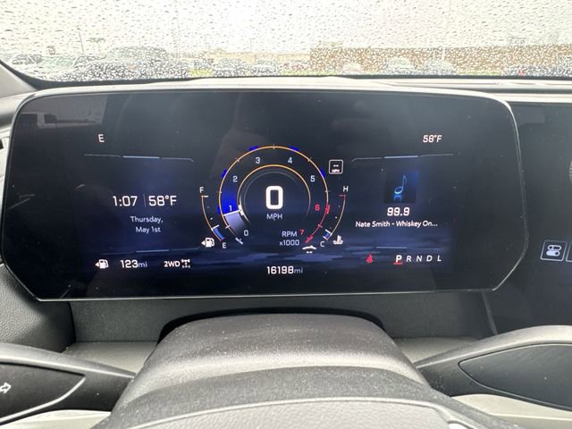 Certified 2024 Chevrolet Traverse LT image 12