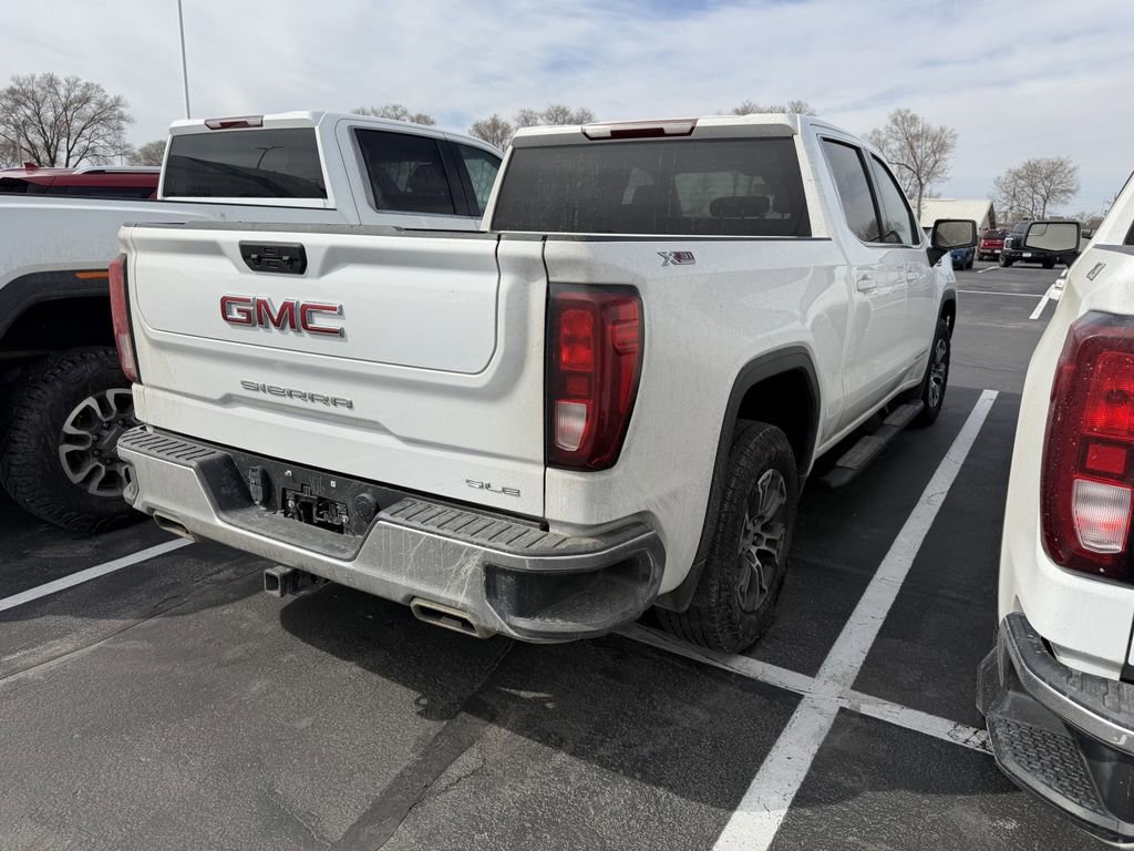 Used 2024 GMC Sierra 1500 SLE w/ X31 Off-Road Package AWD/4WD image 2