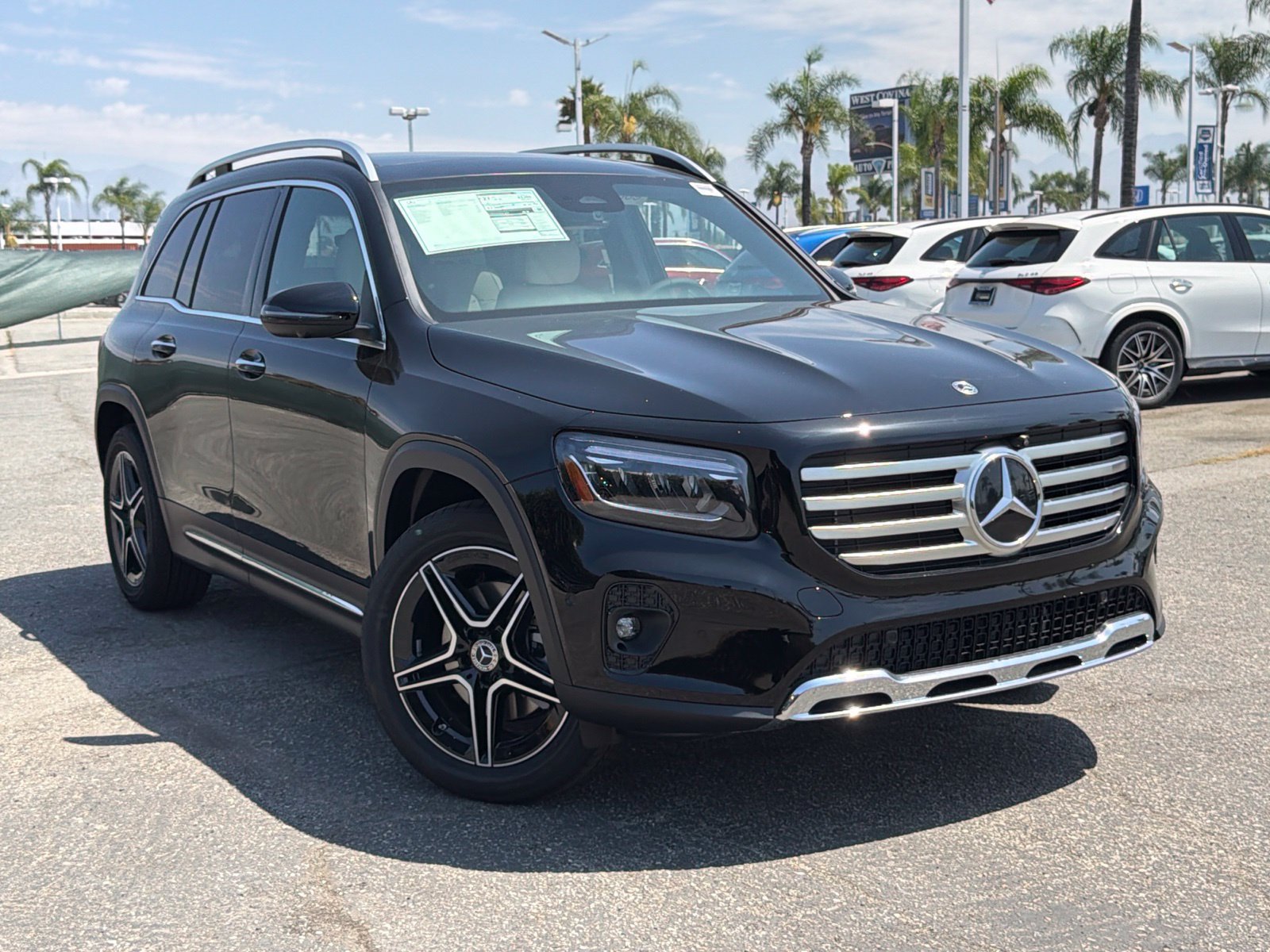 New 2026 Mercedes-Benz GLB 250 4MATIC image 2