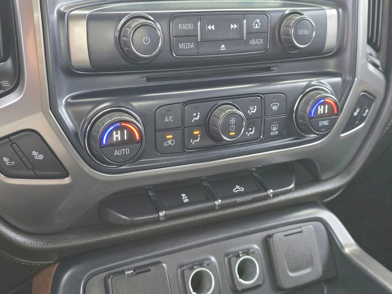 Used 2016 Chevrolet Silverado 1500 LTZ AWD/4WD image 28