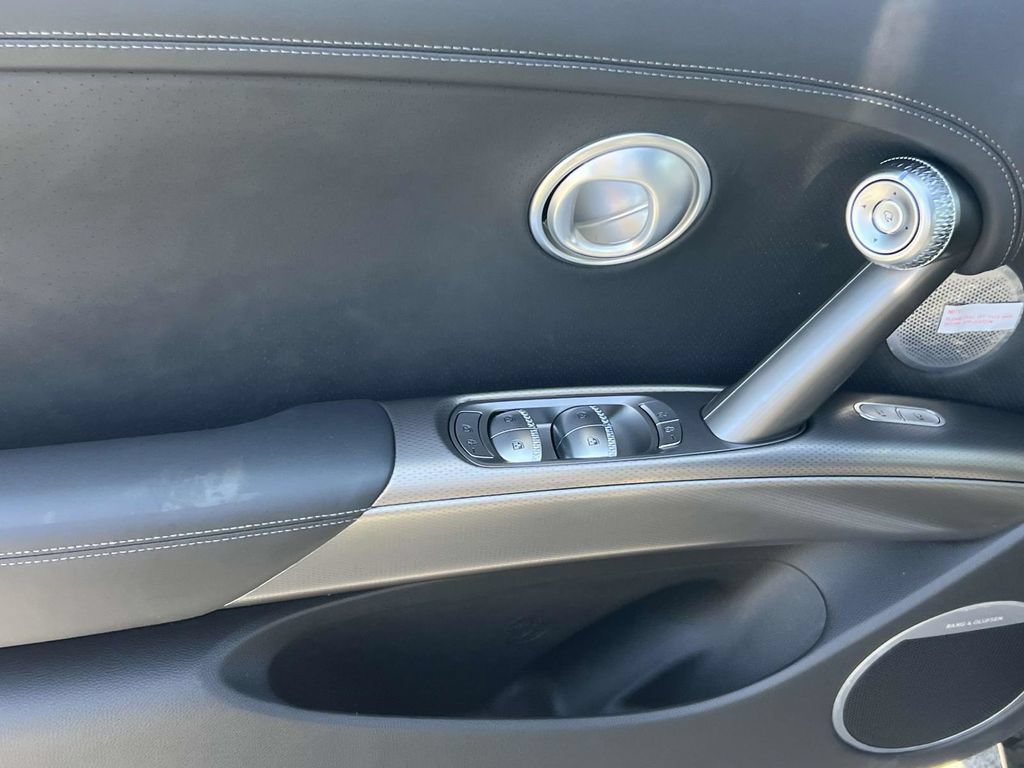New 2024 Genesis GV60 Advanced AWD/4WD image 18