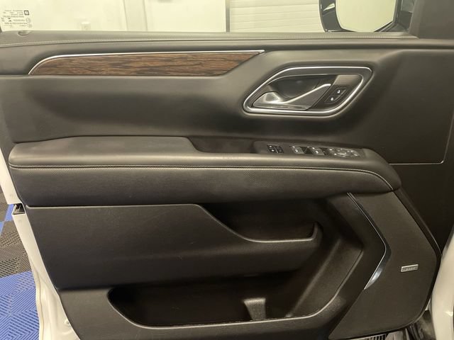 Used 2023 Chevrolet Tahoe Premier AWD/4WD image 13