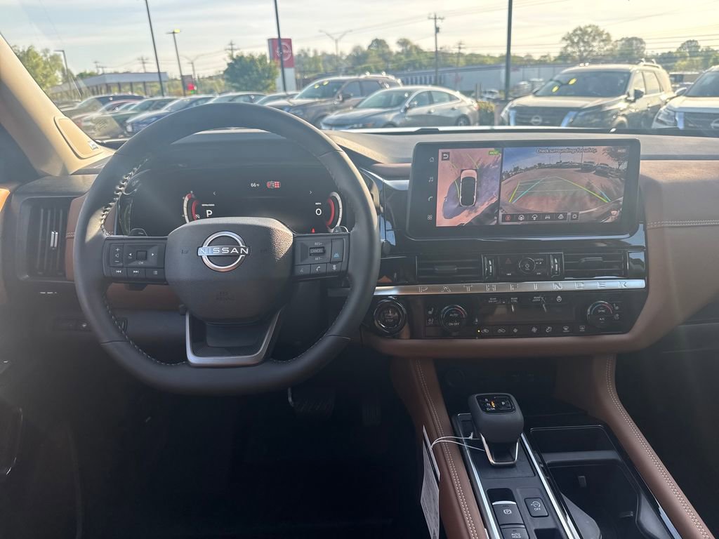 New 2026 Nissan Pathfinder Platinum FWD image 23
