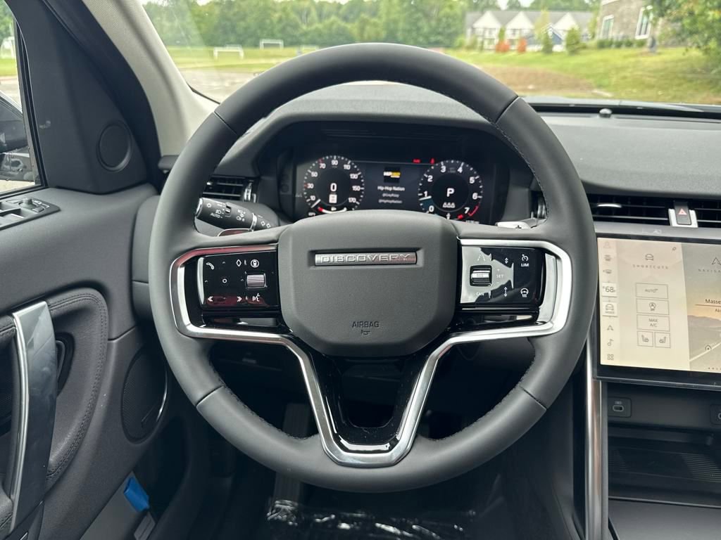 New 2025 Land Rover Discovery Sport S AWD/4WD image 19
