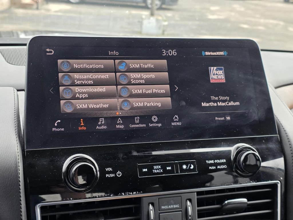 Used 2024 Nissan Armada SL w/ Captain's Chairs Package image 24