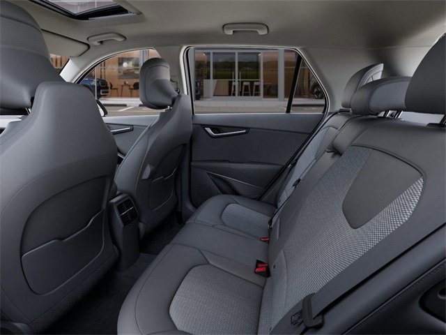 New 2025 Kia Niro EX Touring image 18