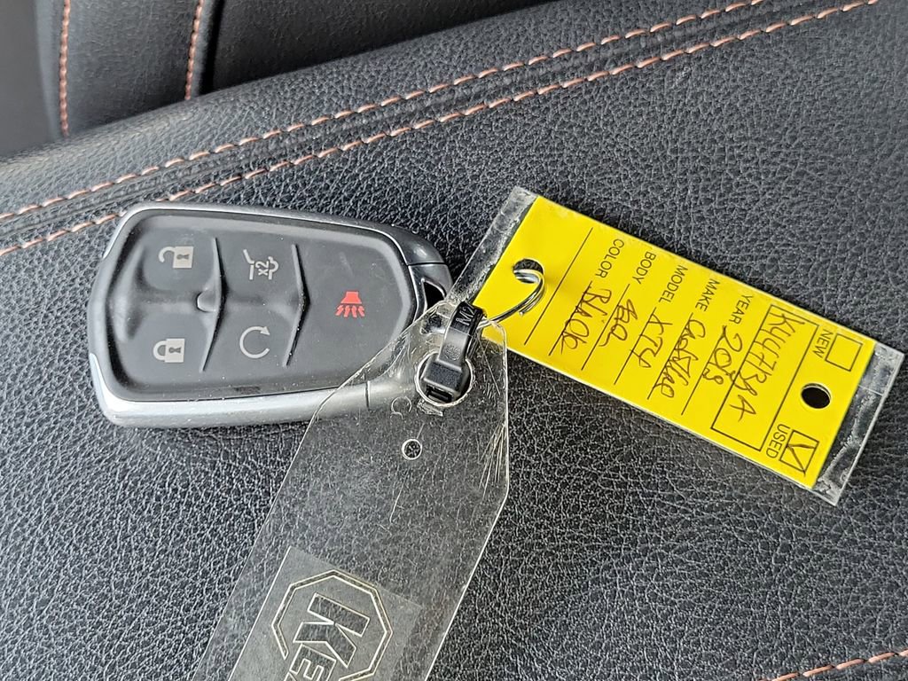 Used 2019 Cadillac XT4 Sport w/ Cold Weather Package image 28