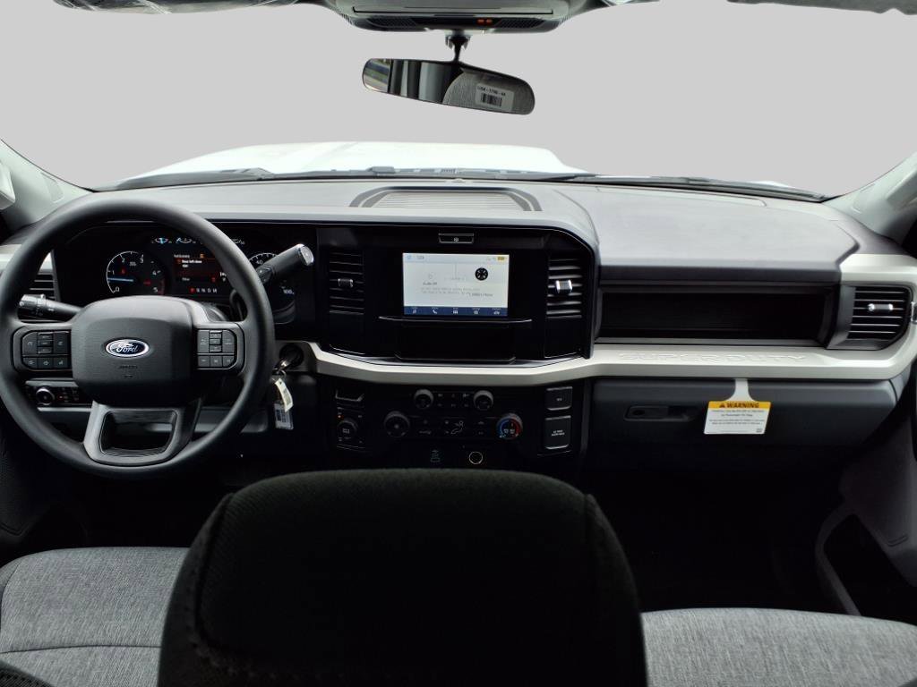 New 2026 Ford F250 4x4 Crew Cab Super Duty image 5