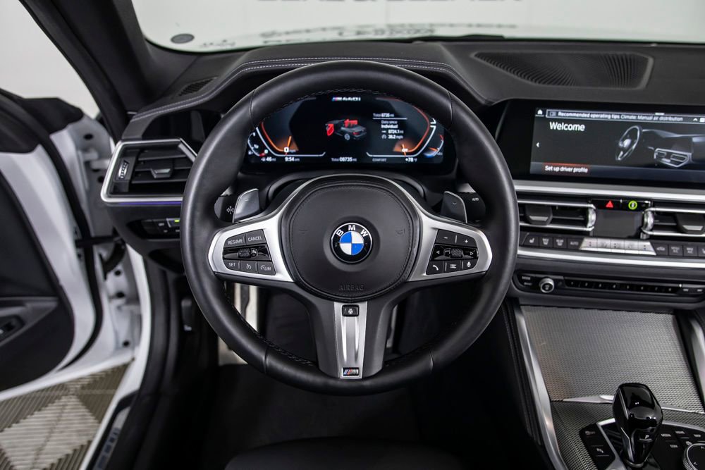 Used 2023 BMW M440i Convertible w/ Premium Package image 26