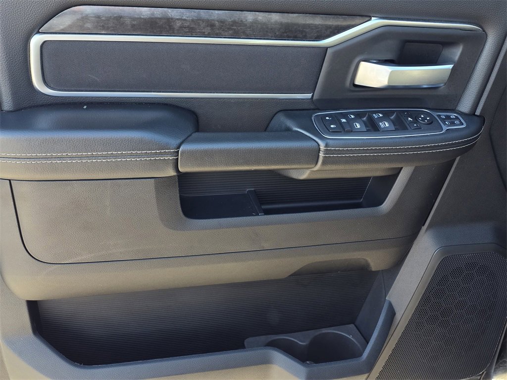 Used 2024 RAM 3500 Lone Star w/ Night Edition image 16