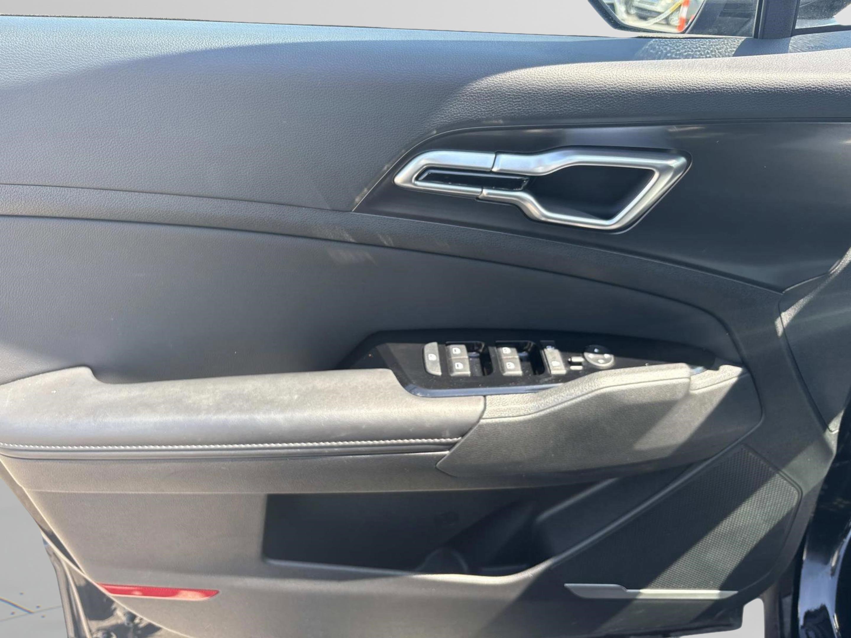 Used 2023 Kia Sportage EX image 20