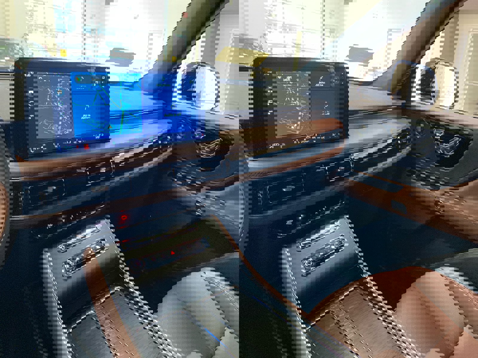 New 2026 Lincoln Aviator Reserve w/ Jet Appearance Package image 14