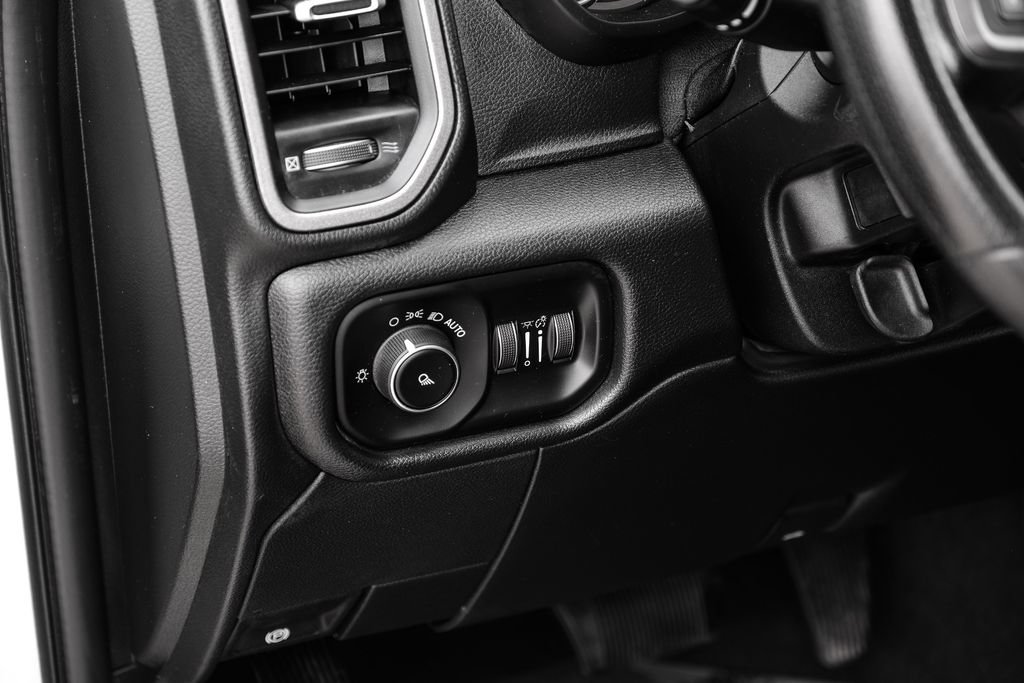 Used 2020 RAM 2500 Tradesman RWD image 27