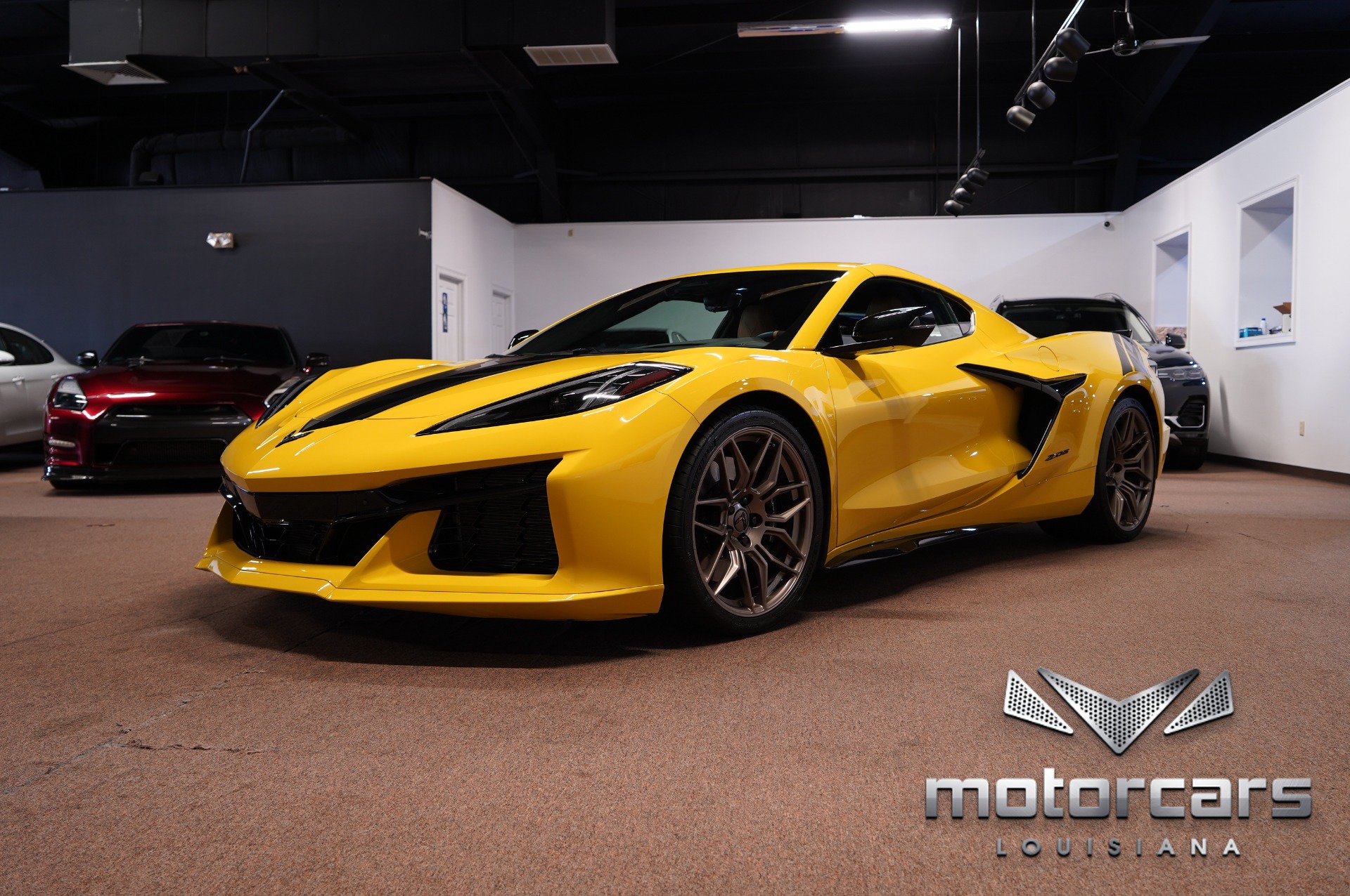 Used 2025 Chevrolet Corvette Z06 RWD image 3