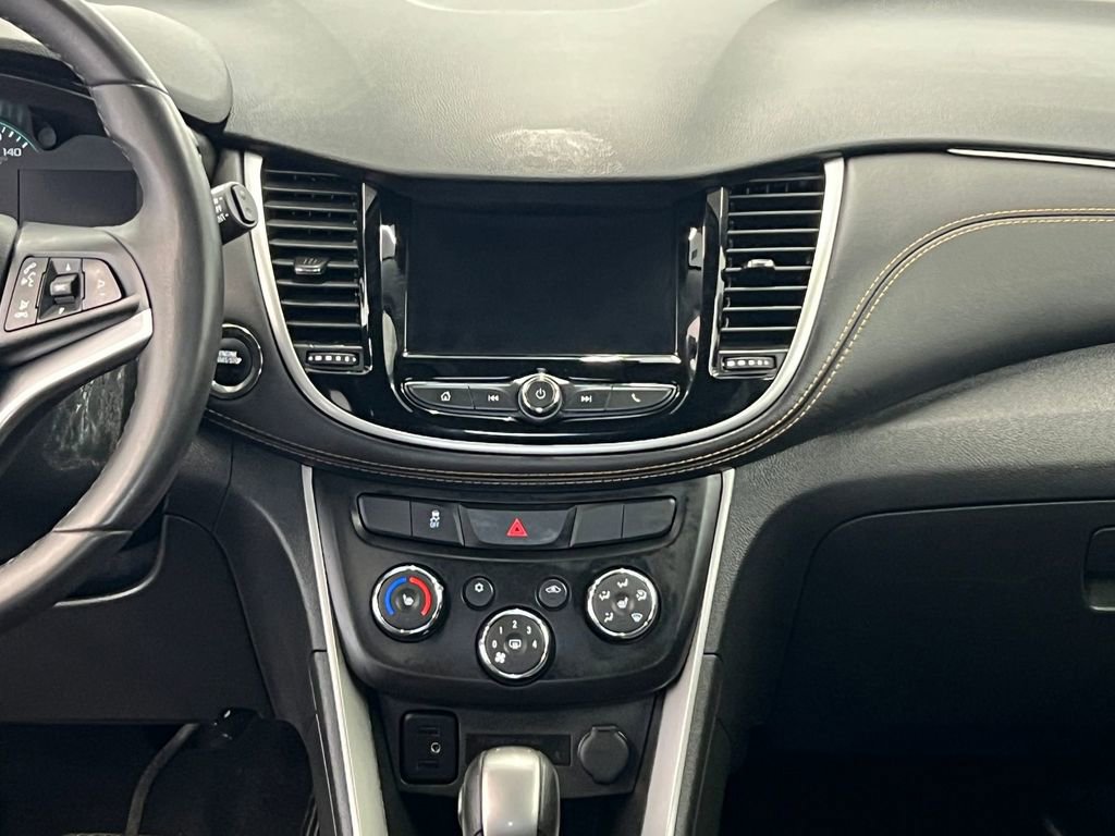 Used 2021 Chevrolet Trax LT w/ Premium Seat Package image 21