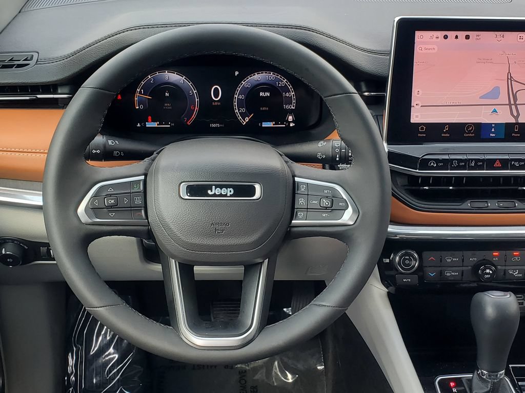 Used 2023 Jeep Compass Limited w/ Elite Group AWD/4WD image 24