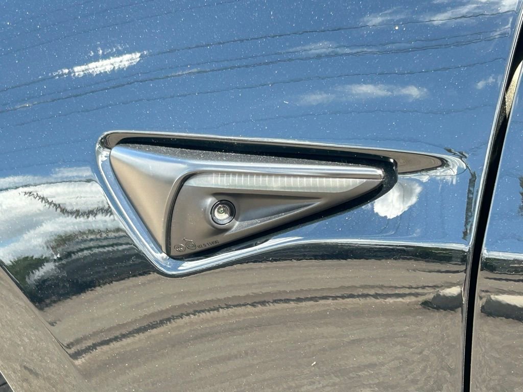 Used 2023 Tesla Model 3 Standard Range image 32