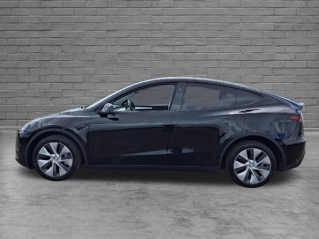 Used 2023 Tesla Model Y Long Range AWD/4WD image 6