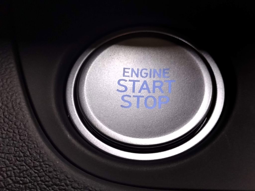 New 2026 Hyundai Elantra Limited image 33
