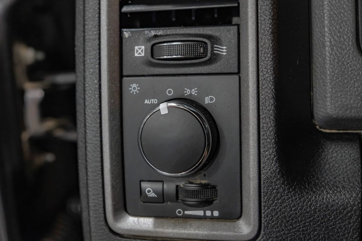 Used 2018 RAM 2500 Tradesman w/ Chrome Appearance Group AWD/4WD image 28