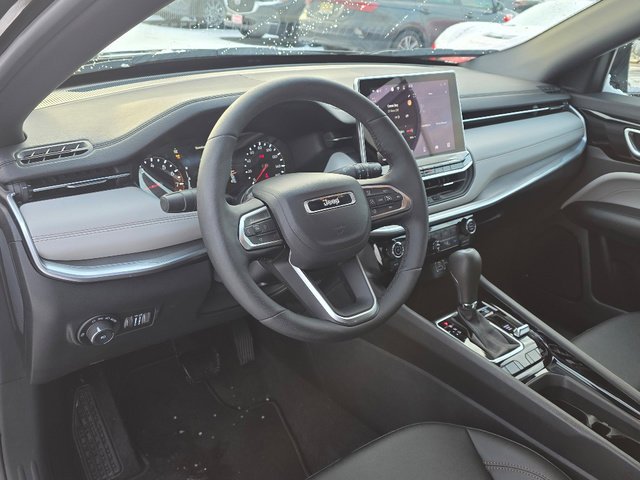 Certified 2024 Jeep Compass Limited image 26