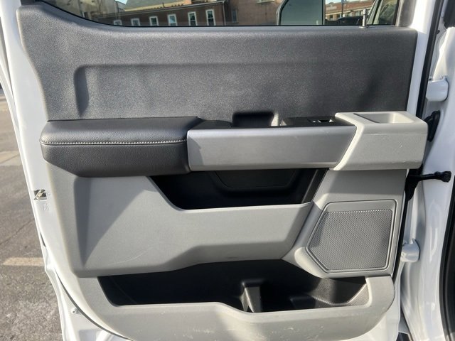 Used 2024 Ford F250 XLT w/ Snow Plow Prep Package image 15