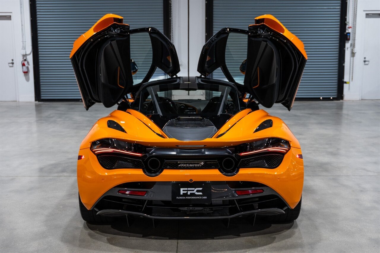 Used 2019 McLaren 720S Performance RWD image 34