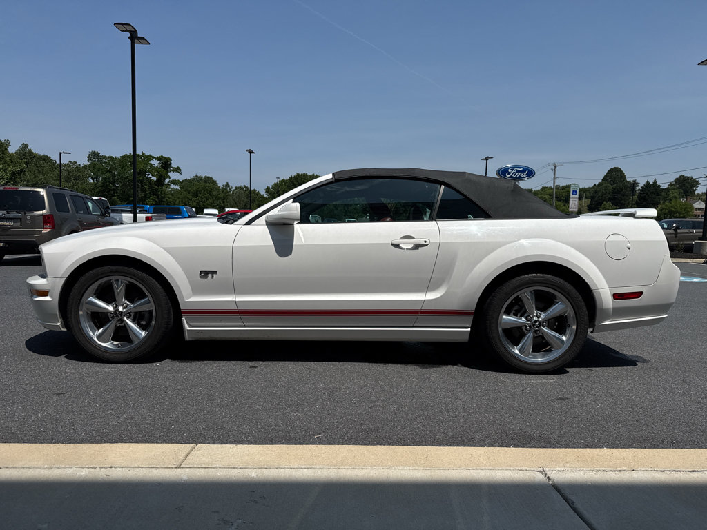 Used 2006 Ford Mustang GT Premium RWD image 6