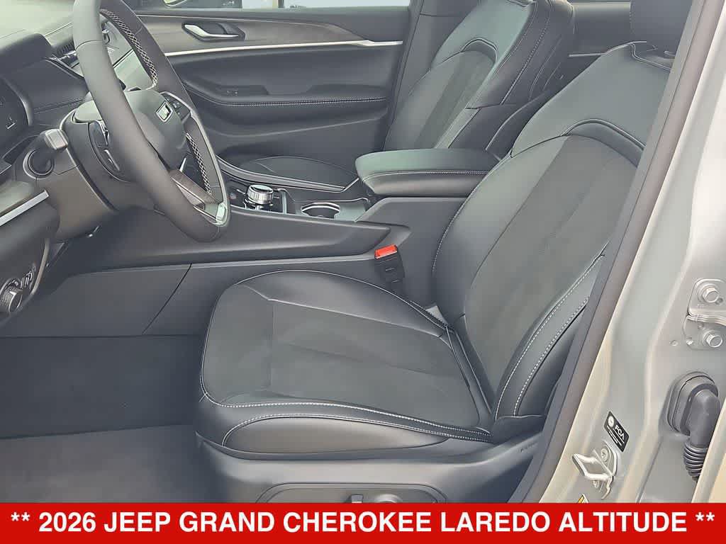 New 2026 Jeep Grand Cherokee Altitude AWD/4WD image 18