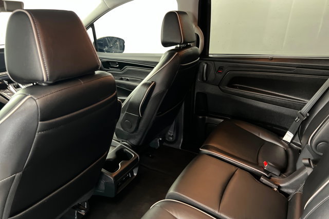 Used 2022 Honda Odyssey Elite image 18