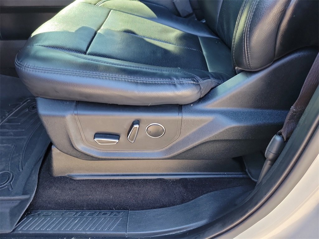 Used 2019 Ford Expedition XLT w/ Equipment Group 202A image 21