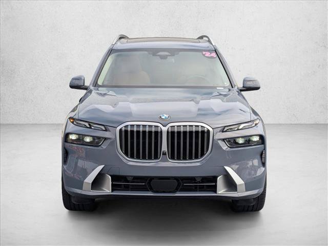 Used 2024 BMW X7 xDrive40i w/ Parking Assistance Package AWD/4WD video 2