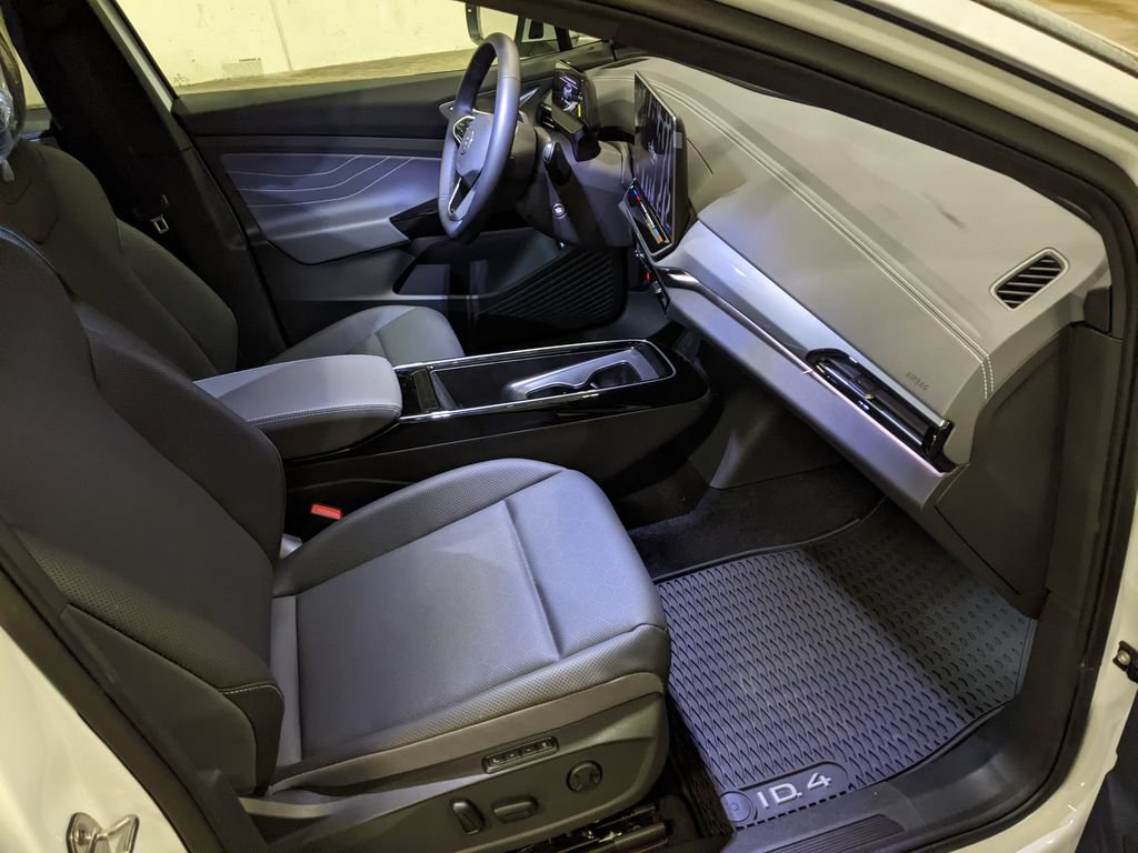 New 2026 Volkswagen ID.4 Pro S Plus AWD/4WD image 22