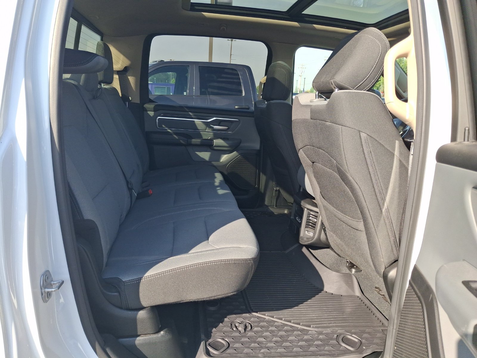 Certified 2019 RAM 1500 Big Horn AWD/4WD image 23