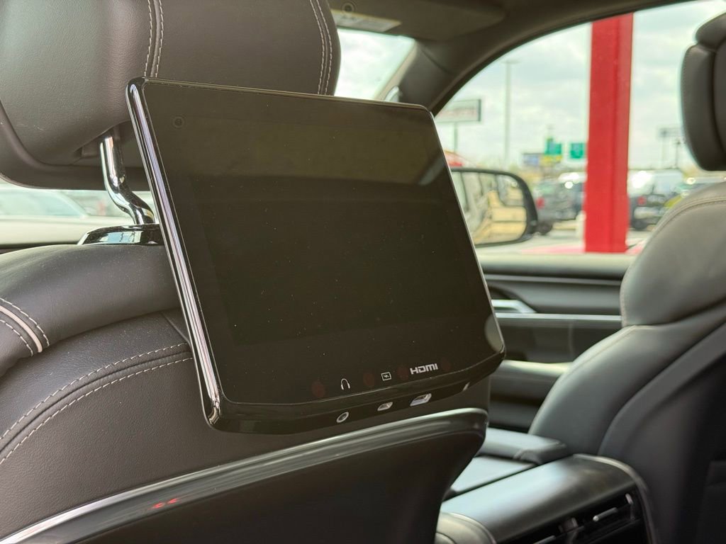 Used 2024 Jeep Grand Wagoneer Series II w/ Quick Order Packagew 28T image 34