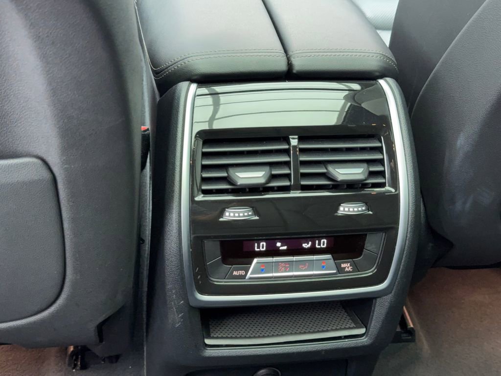 Used 2023 BMW X5 sDrive40i w/ Premium Package image 44