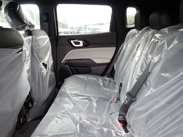 New 2026 Jeep Compass Limited AWD/4WD image 13