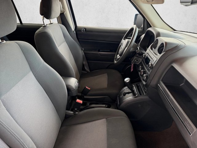 Used 2015 Jeep Patriot Sport w/ Power Value Group FWD image 18