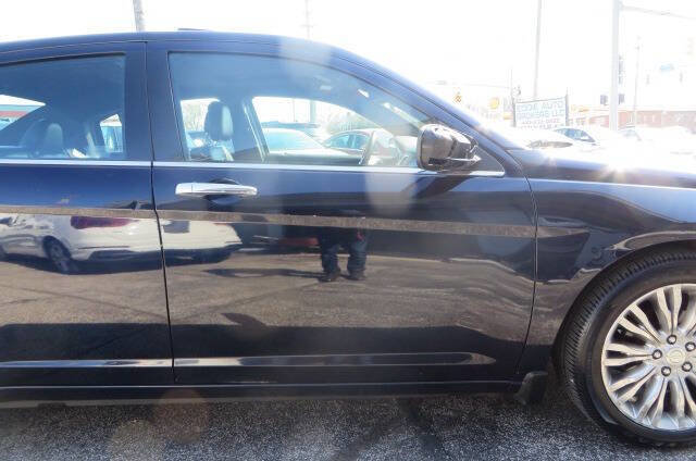 Used 2012 Chrysler 200 Limited w/ Sun/Sound Group FWD image 20