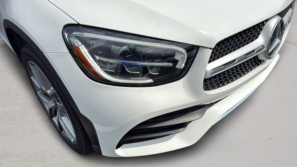 Used 2020 Mercedes-Benz GLC 300 4MATIC image 10