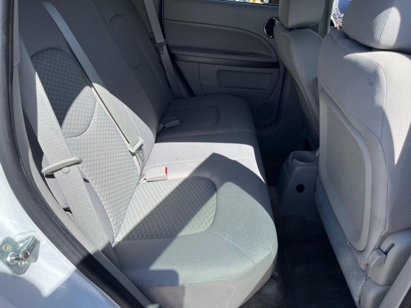 Used 2011 Chevrolet HHR LS image 8
