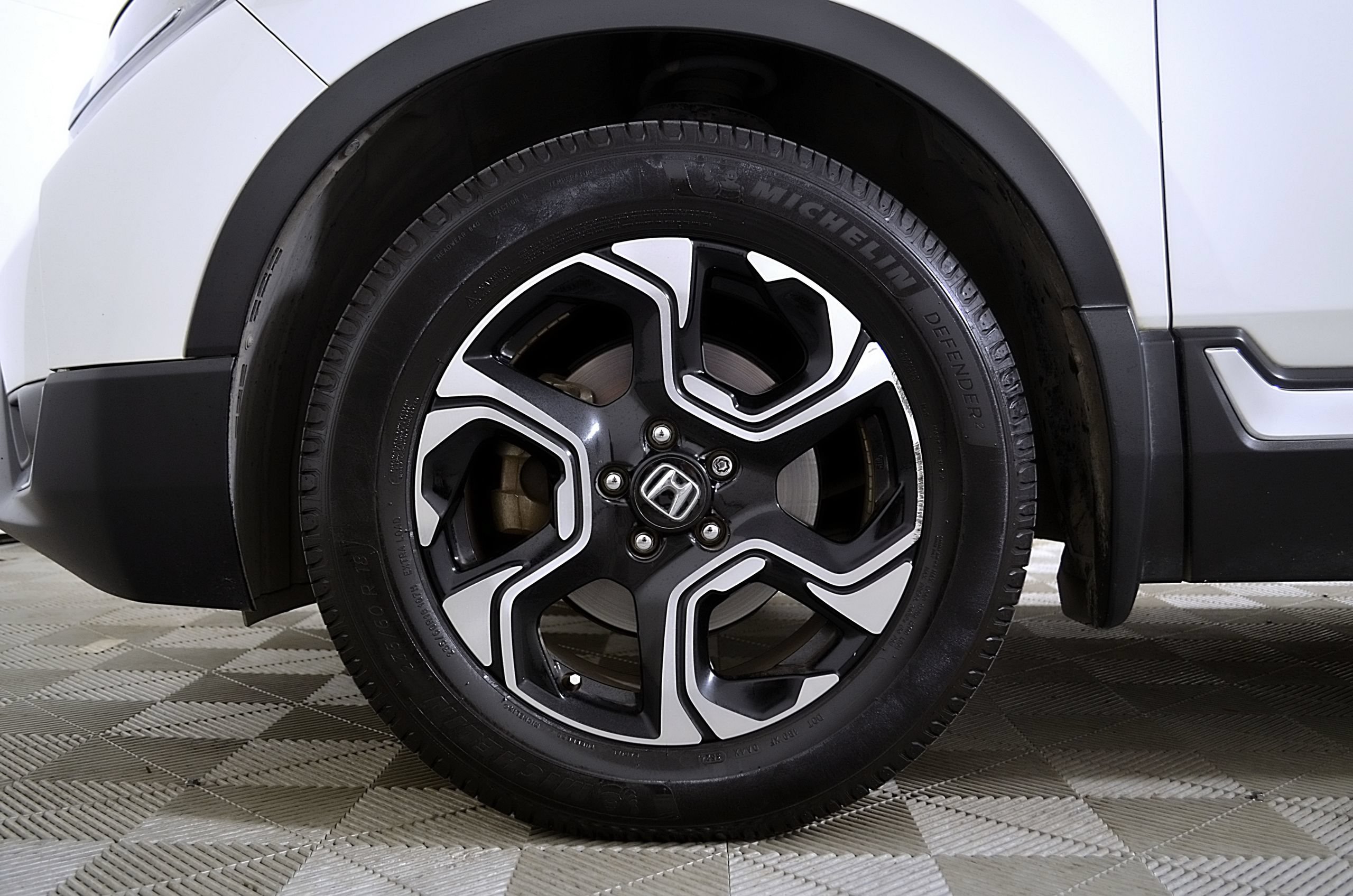 Used 2018 Honda CR-V Touring image 12