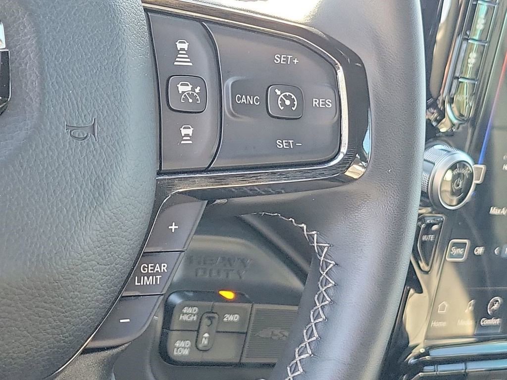 Used 2024 RAM 2500 Limited image 34