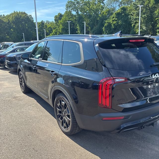 Used 2022 Kia Telluride SX w/ SX Prestige Package AWD/4WD image 3