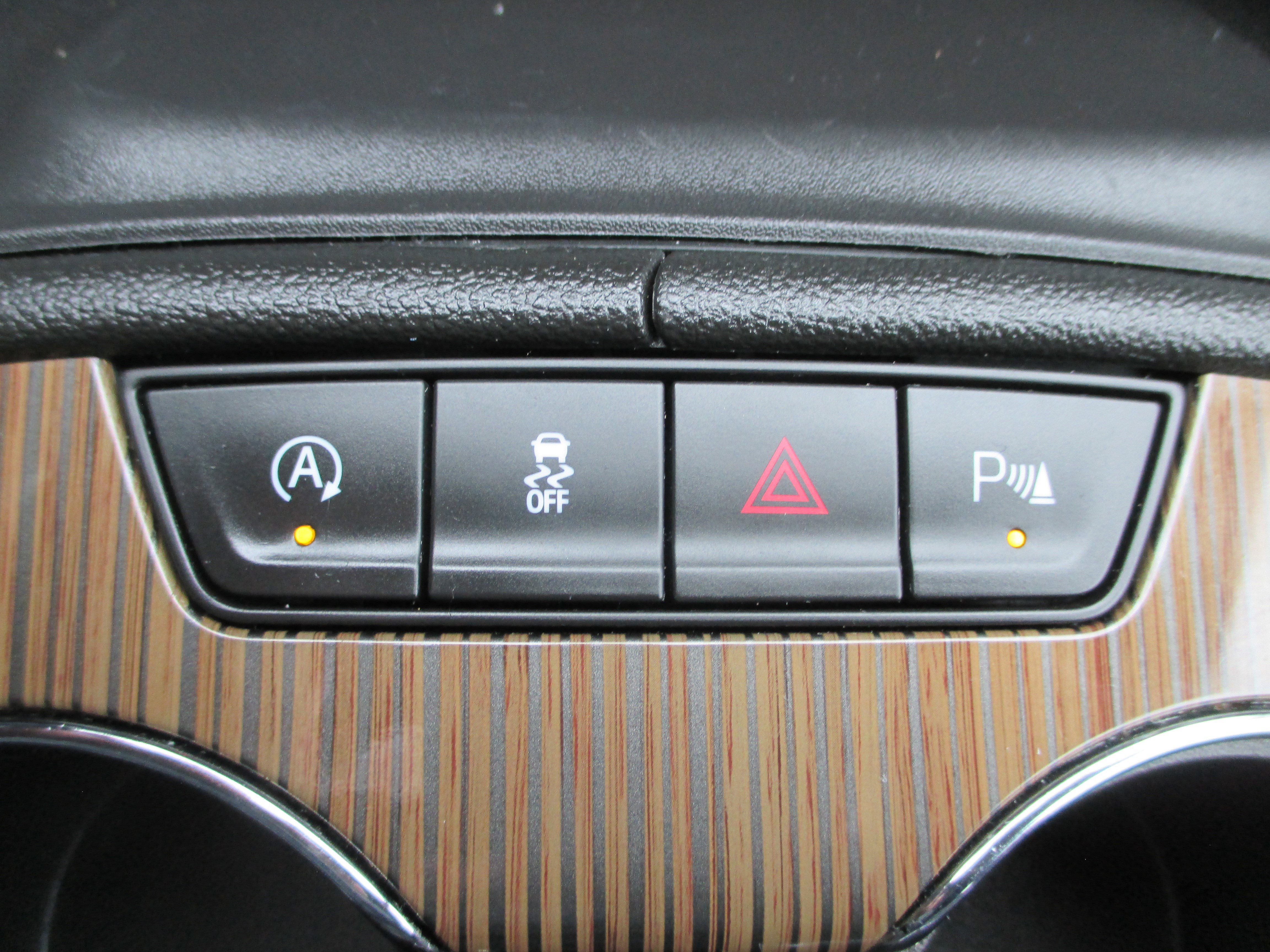 Used 2023 GMC Acadia SLE w/ Driver Convenience Package FWD image 20