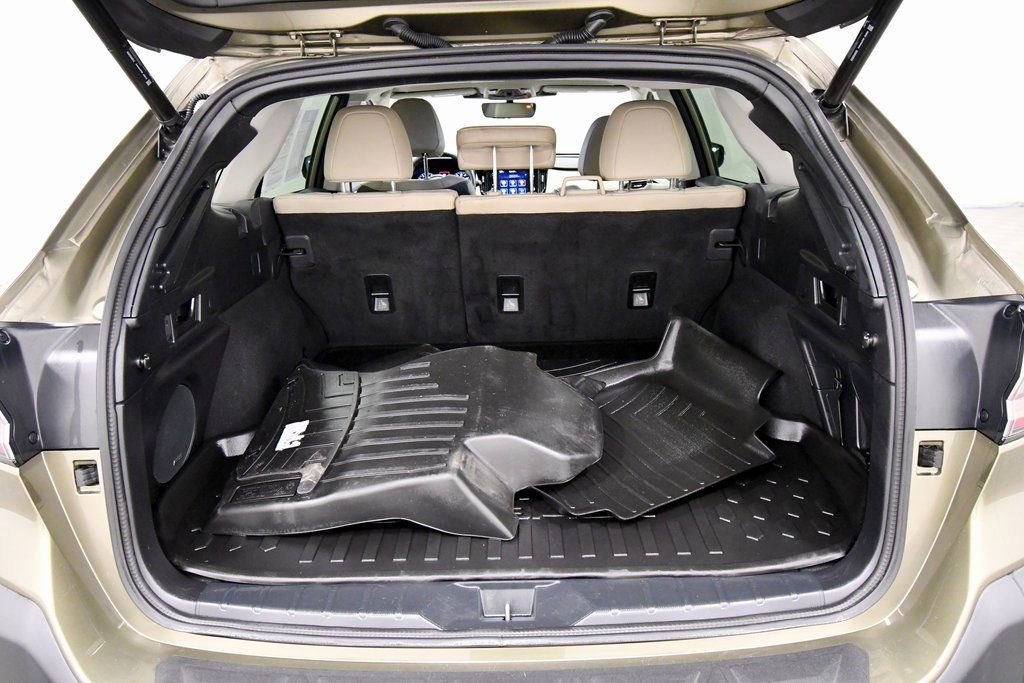Used 2023 Subaru Outback Limited XT image 7