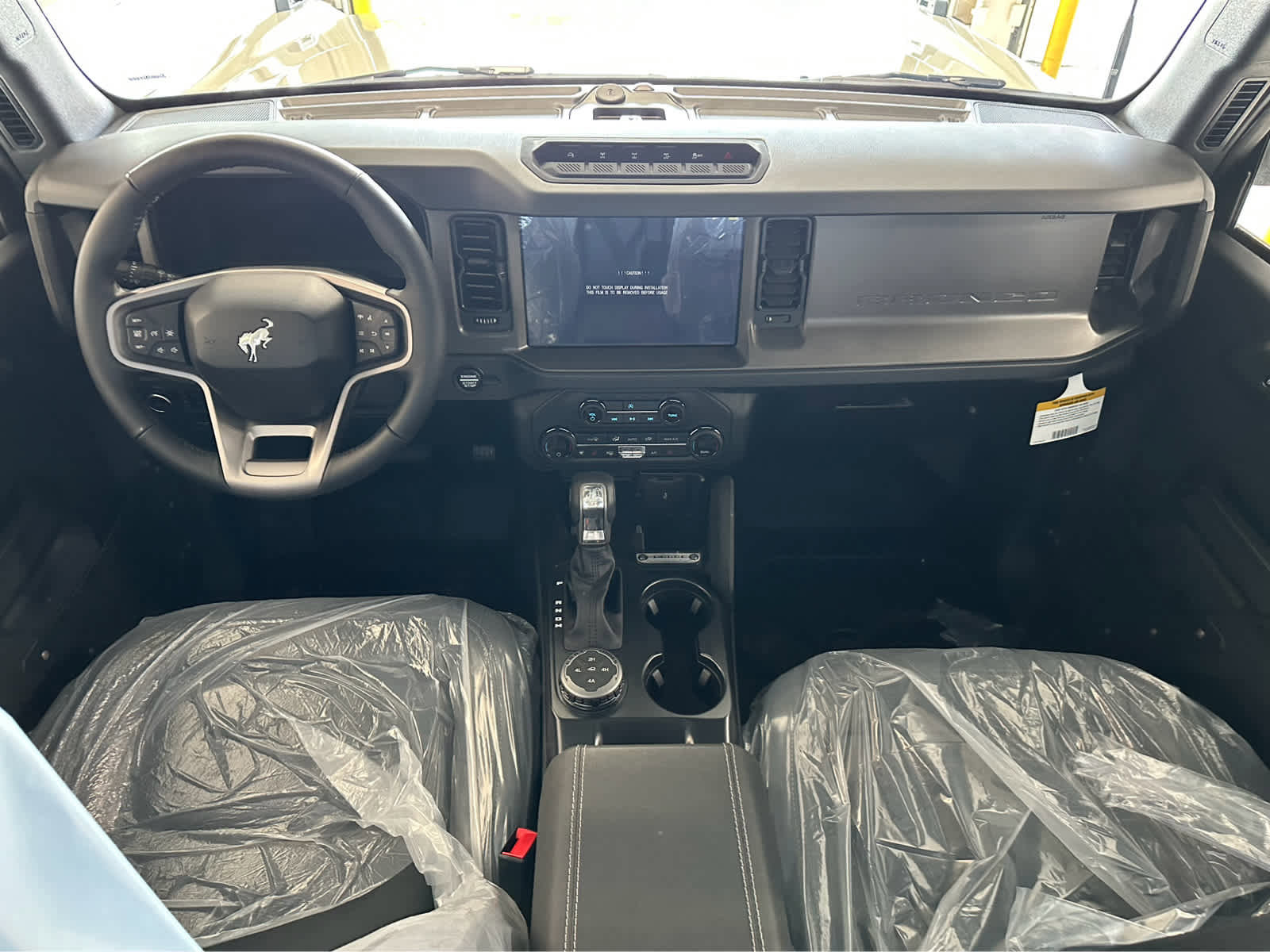 New 2025 Ford Bronco Badlands image 18